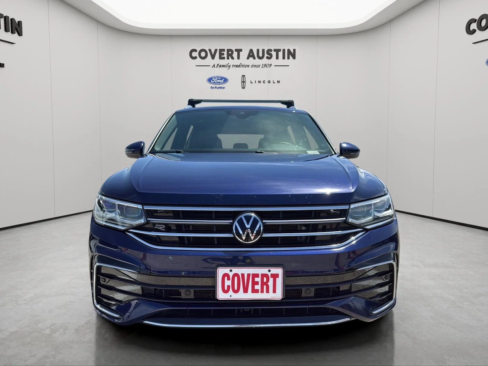 Used 2024  Volkswagen 2.0T SEL R-Line image 8