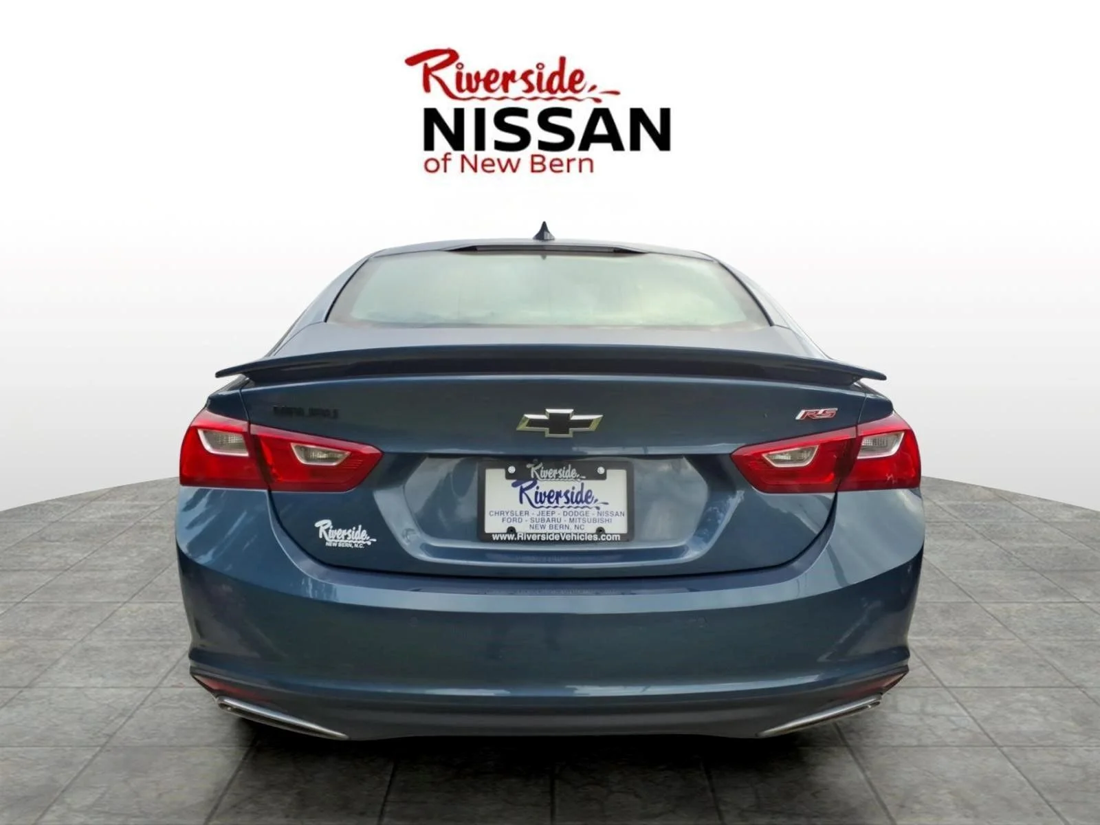 Used 2024 Blue Chevrolet RS image 3