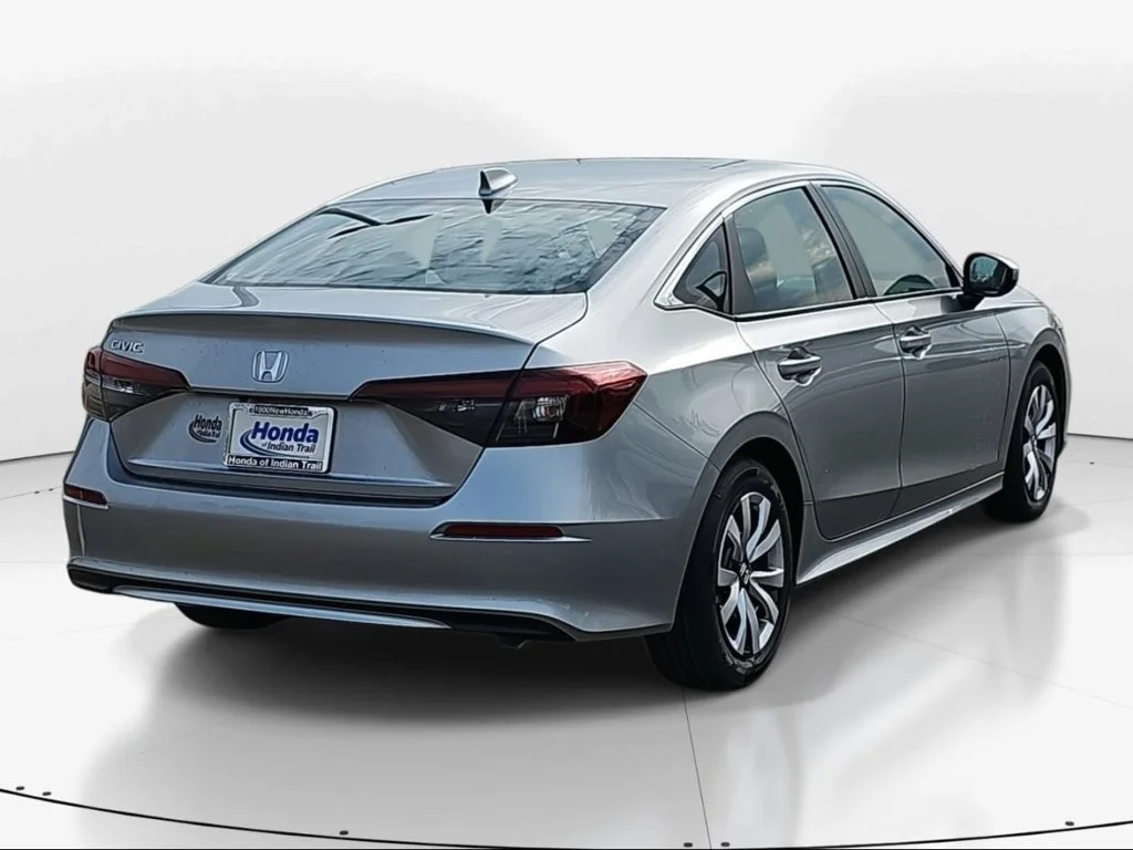 2026 Honda Civic LX - Photo 7
