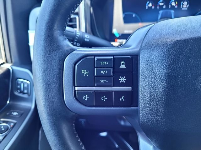Used 2024 Silver Ford Lariat image 24