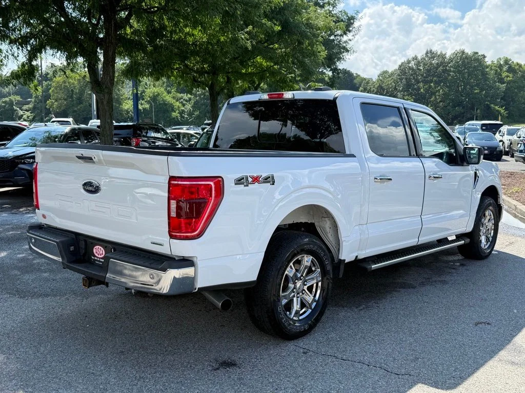 Used 2022 White Ford XLT image 11