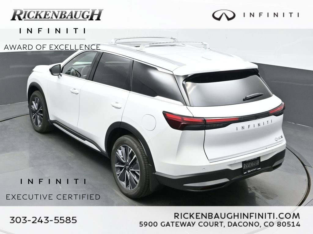 Certified Used 2026 White INFINITI LUXE image 37