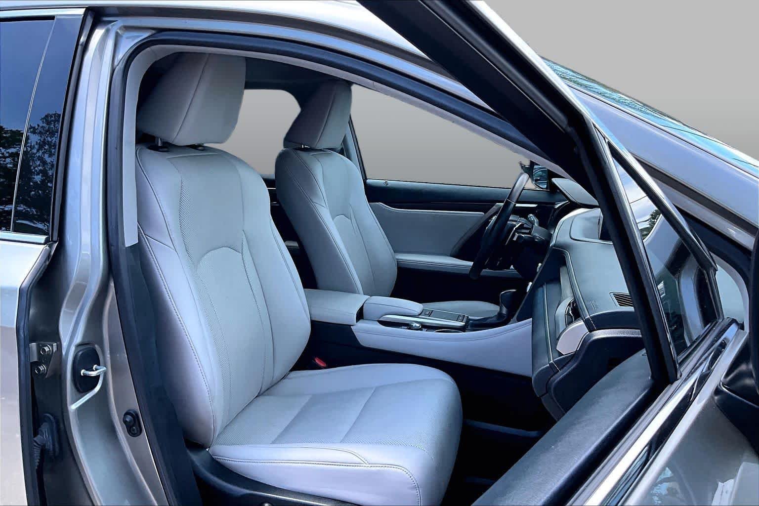 Certified Used 2020 Atomic Silver Lexus  image 9