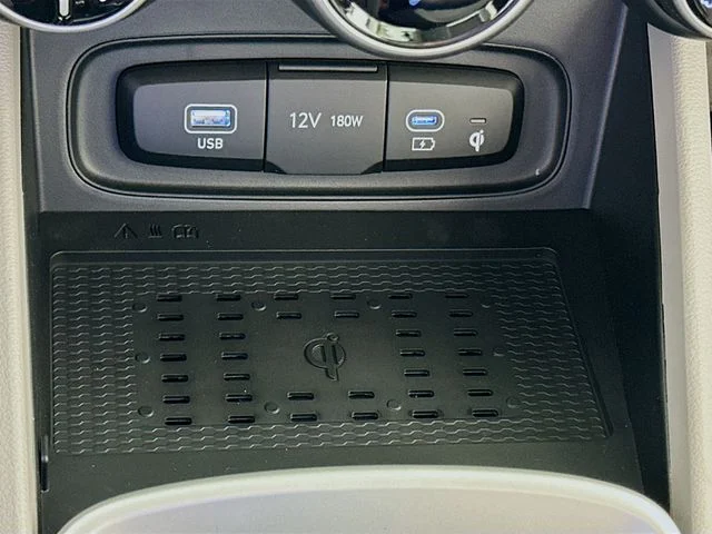 New 2026 Hyundai VENUE SEL