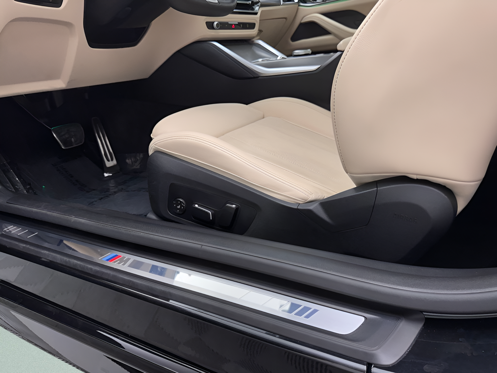 Used 2026 Black Sapphire Metallic BMW 430i xDrive image 24