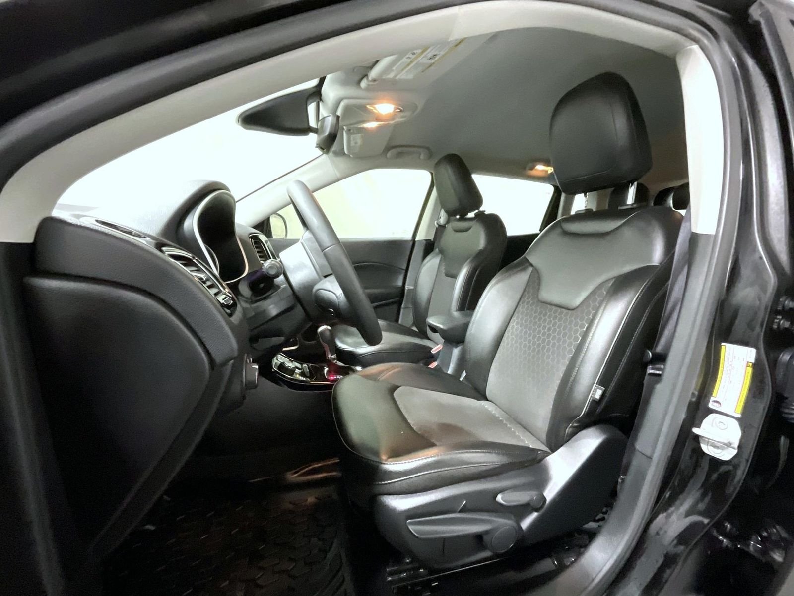Used 2021 Black Jeep Latitude image 11