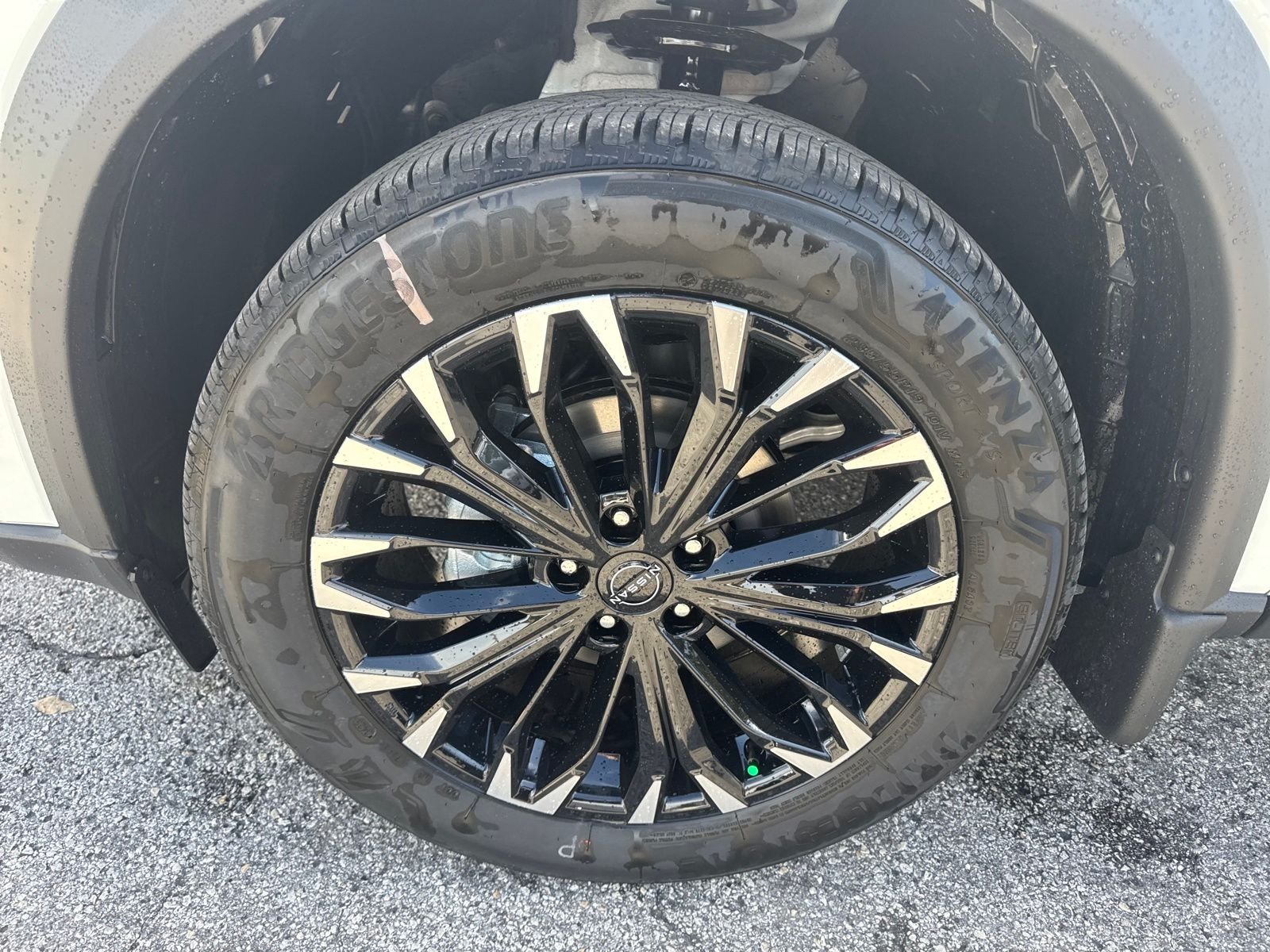 New 2026 Nissan Rogue Dark Armor 4D Sport Utility