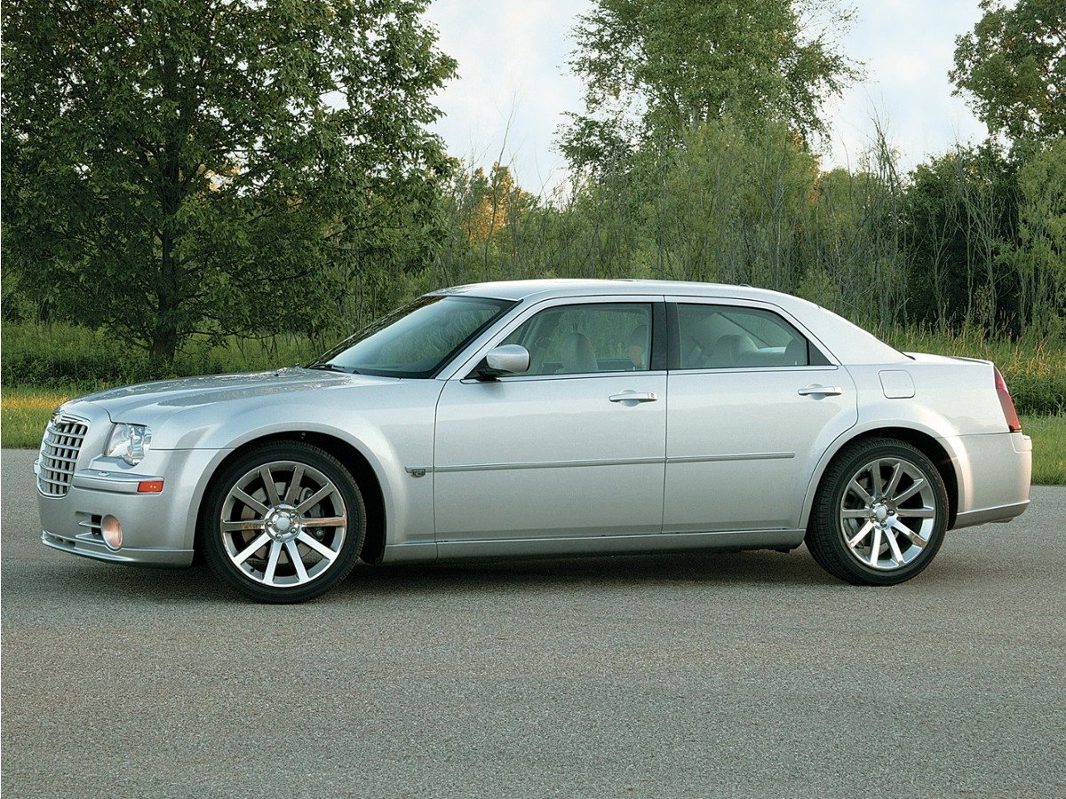 Used 2006 Black Chrysler Base image 1