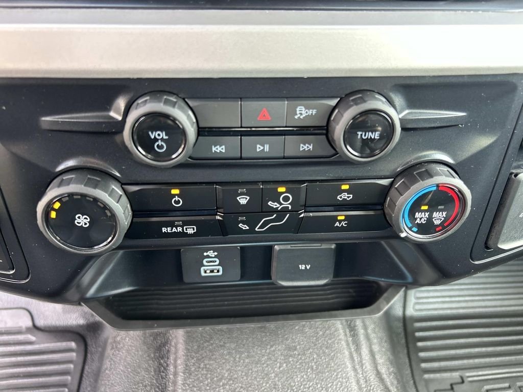 Used 2026 Black Metallic Ford XL image 32