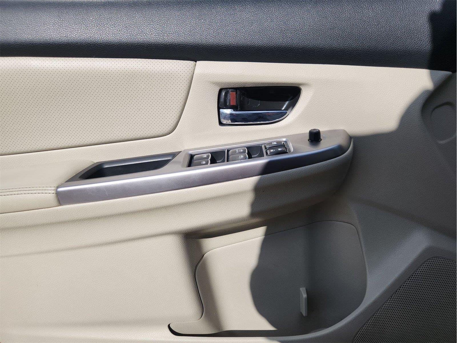 Used 2015  Subaru Limited image 22