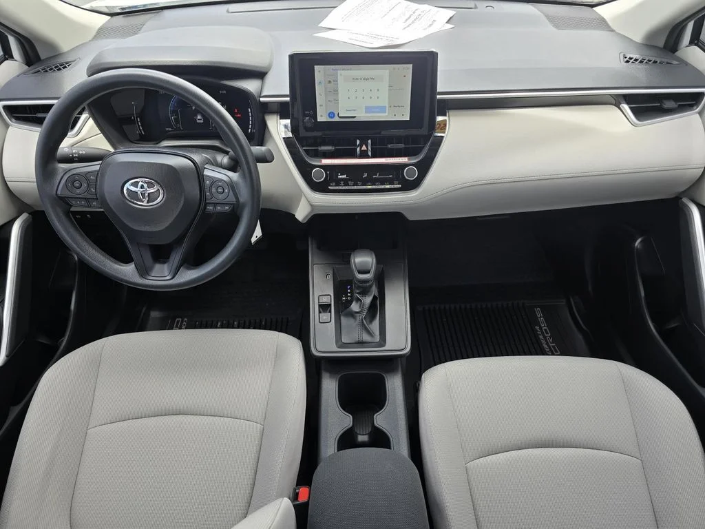 Used 2026 Off-white Toyota L image 11