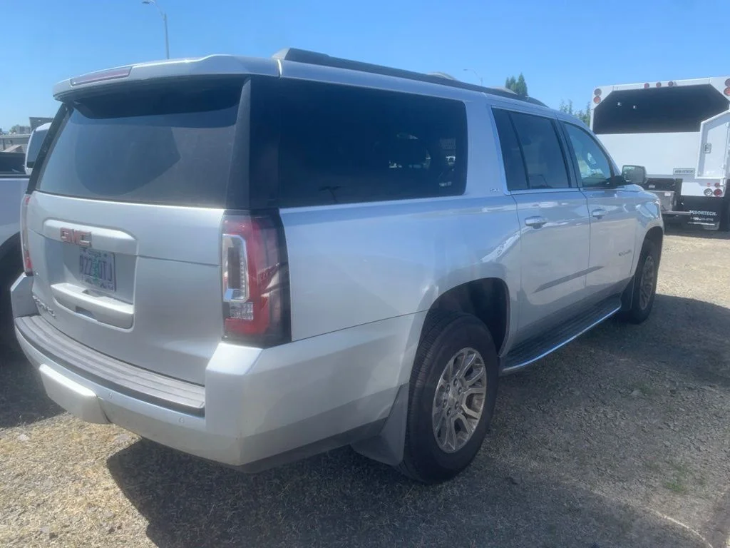 Used 2017 Quicksilver Metallic GMC SLT image 4