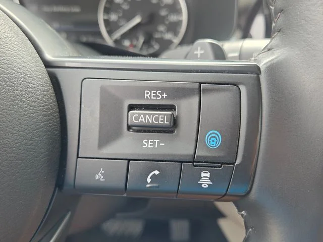 Used 2024 Gray Nissan SV image 25