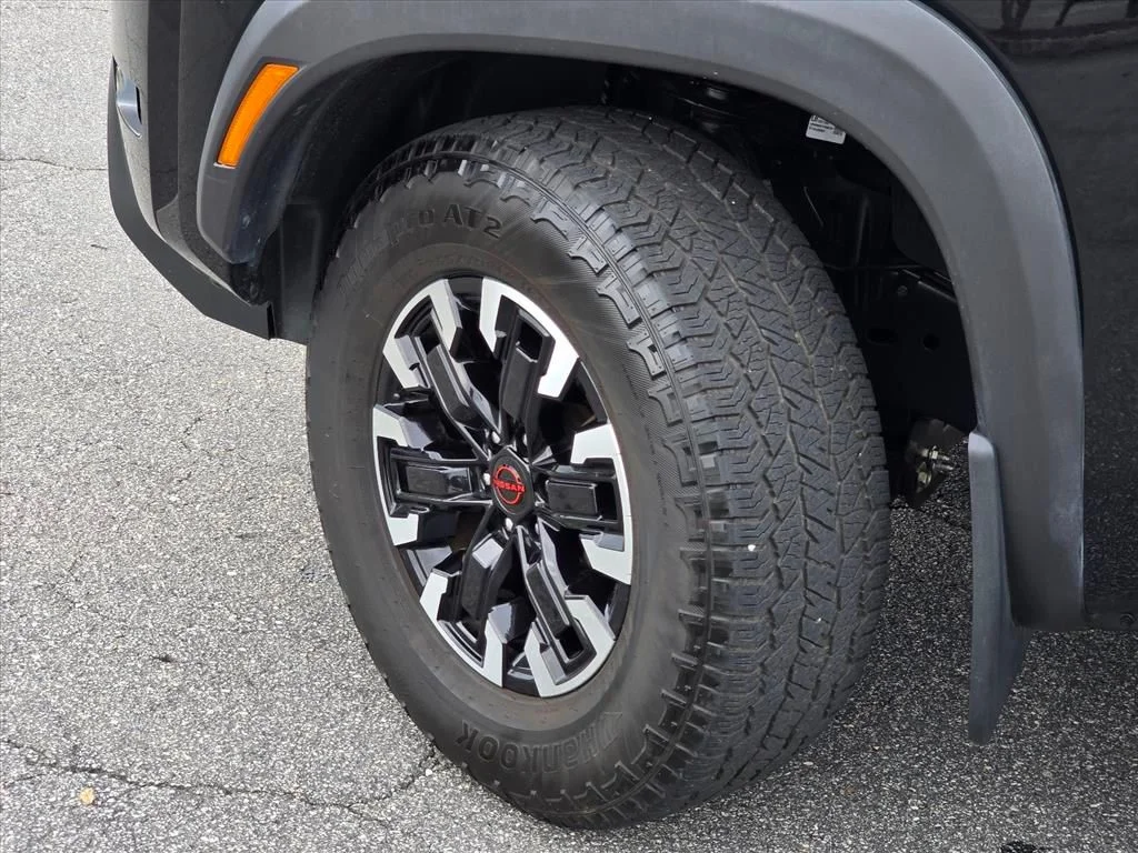 Used 2023 Black Nissan PRO-4X image 27
