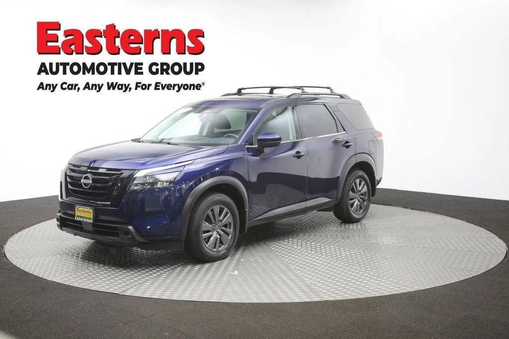 Used 2023 Blue Nissan SV image 59