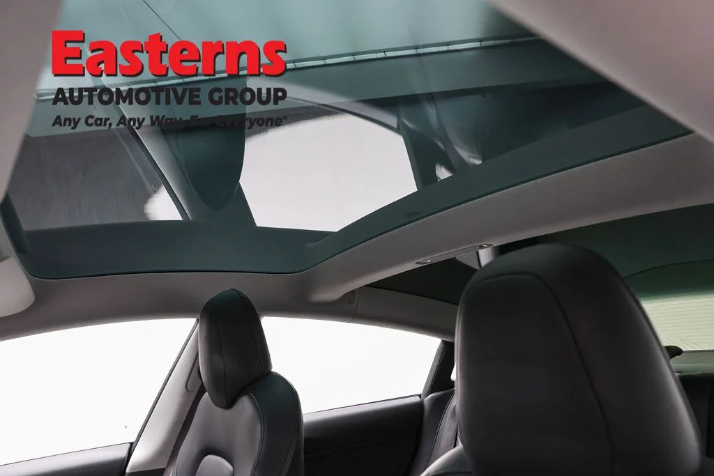 Used 2018 White Tesla Long Range image 28