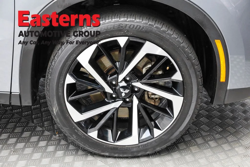 Used 2024 Gray Mitsubishi SE image 30