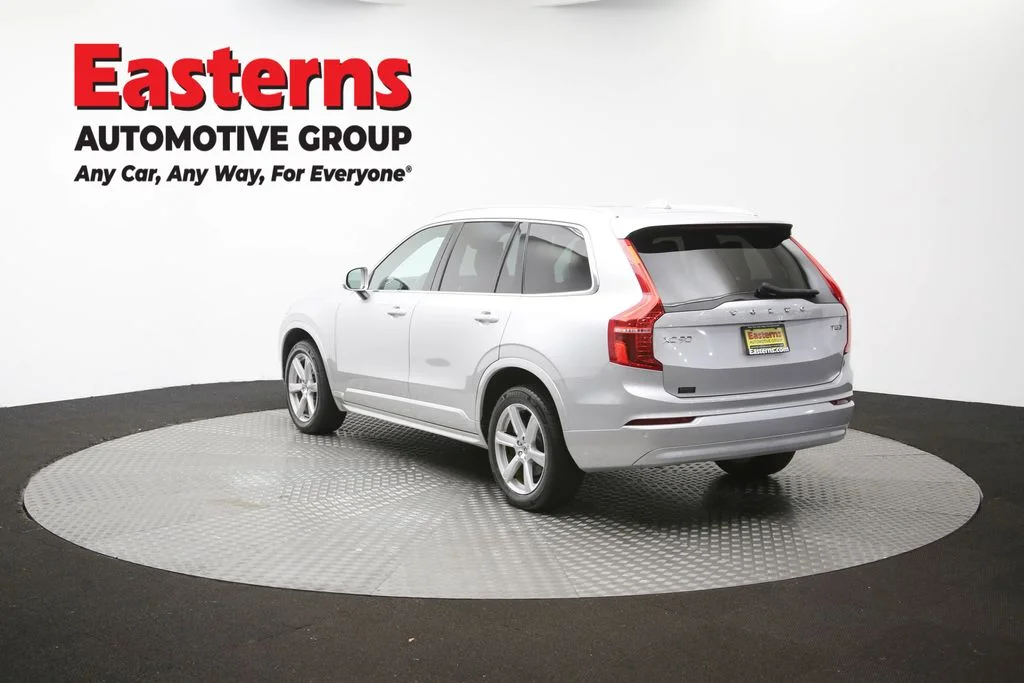 Used 2022 Gray Volvo T5 Momentum image 66