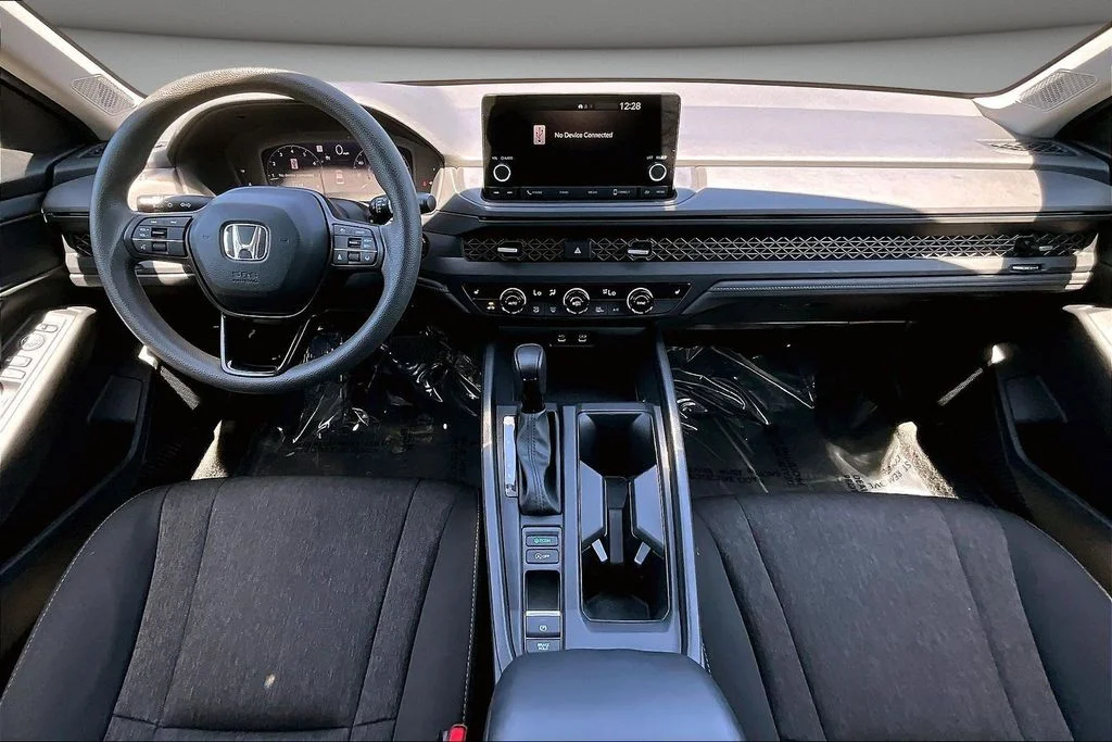 Used 2024 Meteorite Gray Metallic Honda EX image 7