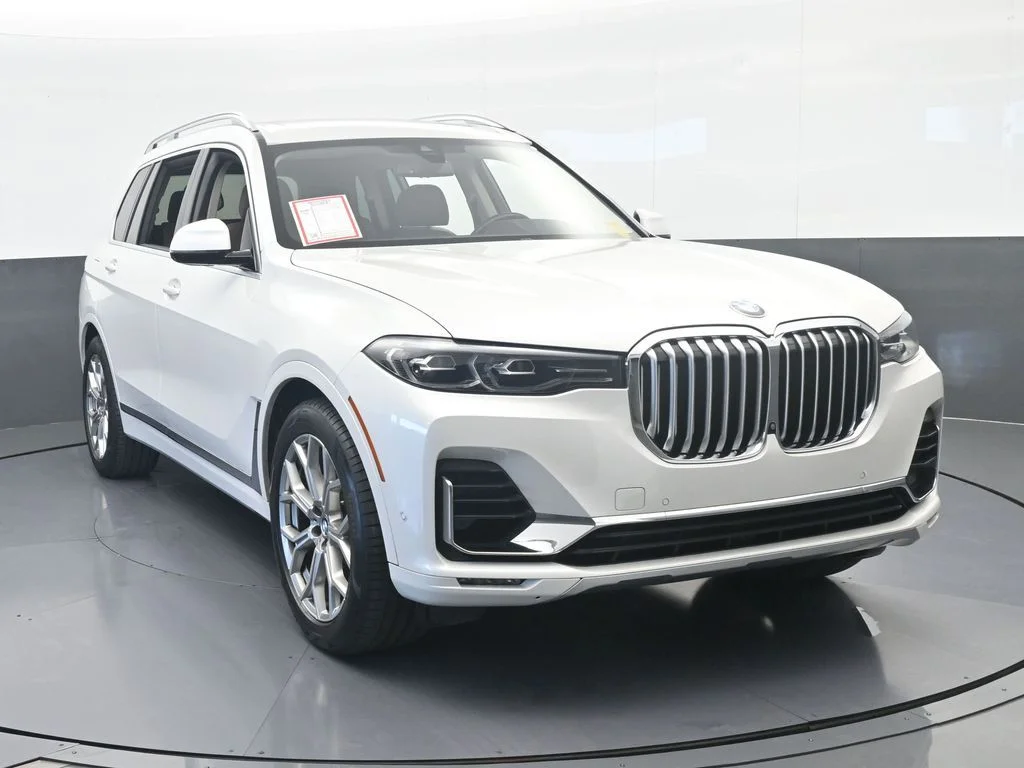 Used 2020 Mineral White Metallic BMW xDrive40i image 9