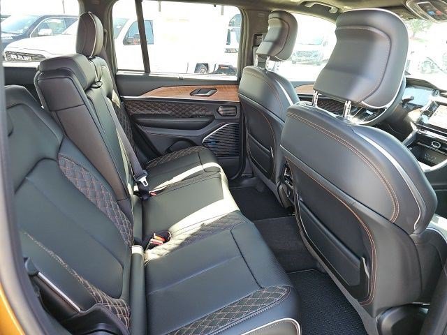 Used 2026 Copper Shino Metallic Clearcoat Jeep Summit image 14