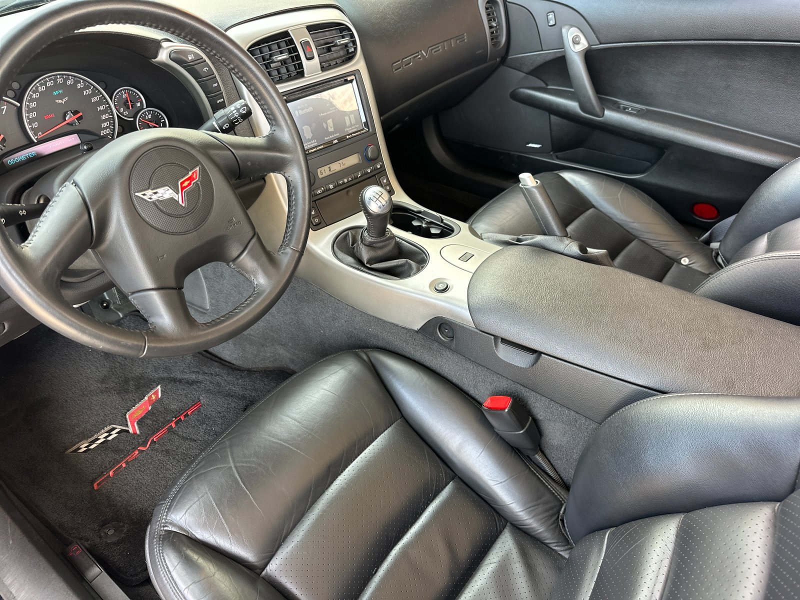 Used 2005 Black Chevrolet Base image 11