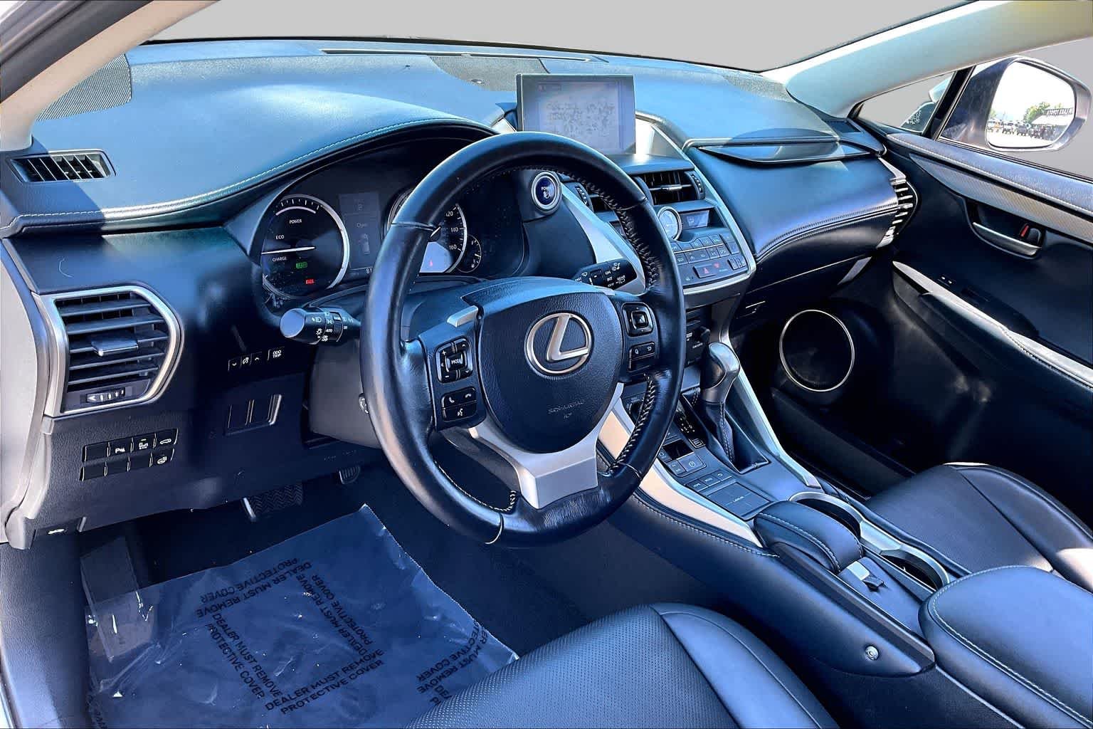 Used 2015 Silver Lining Metallic Lexus  image 17