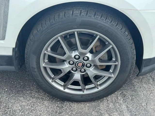 Used 2016 White Cadillac Performance image 9