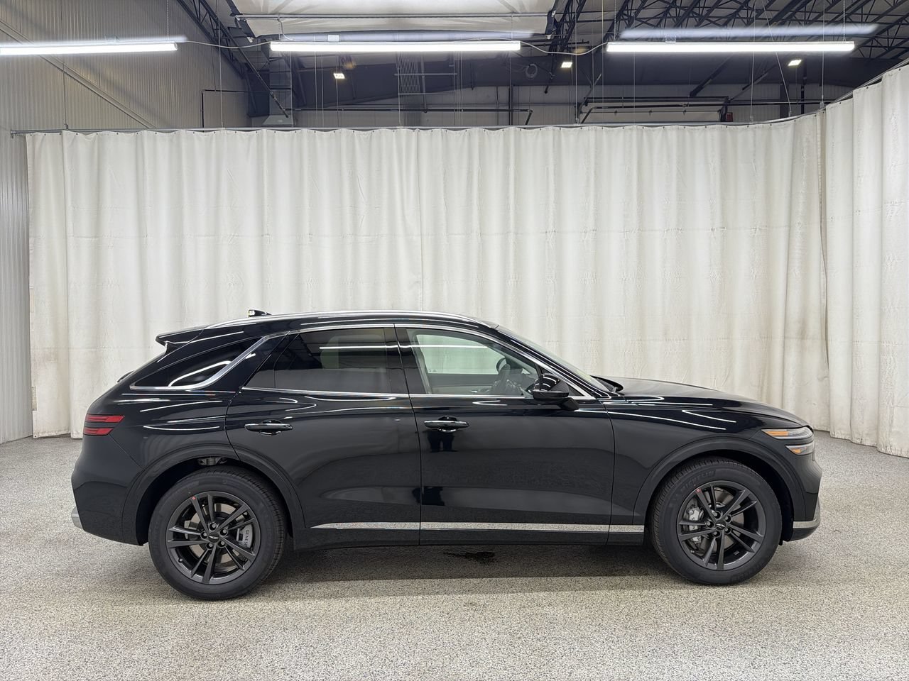 New 2027 Vik Black Genesis 2.5T SELECT image 5
