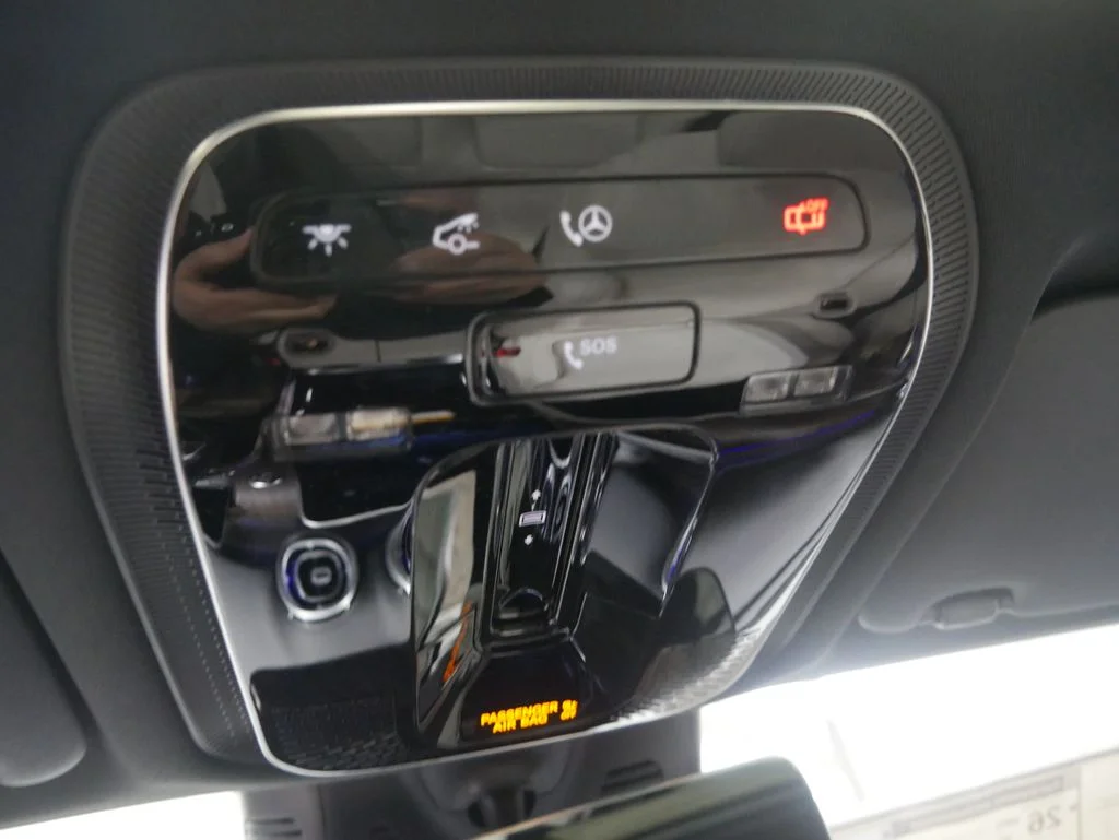 New 2026 Polar White Mercedes-Benz GLC 300 image 47