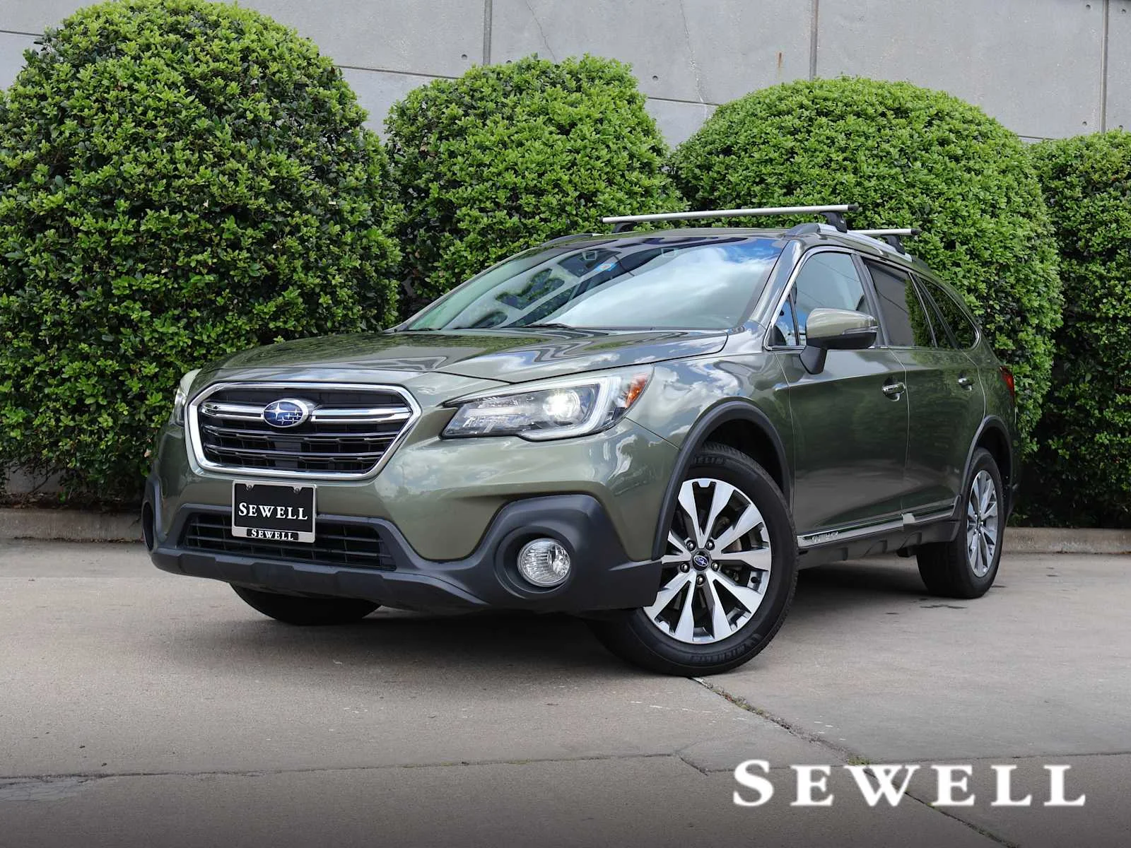 2019 Subaru Outback 2.5i Touring's photo