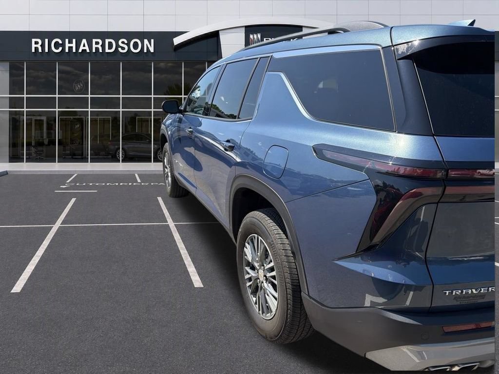 Used 2025 Lakeshore Blue Metallic Chevrolet LT image 11