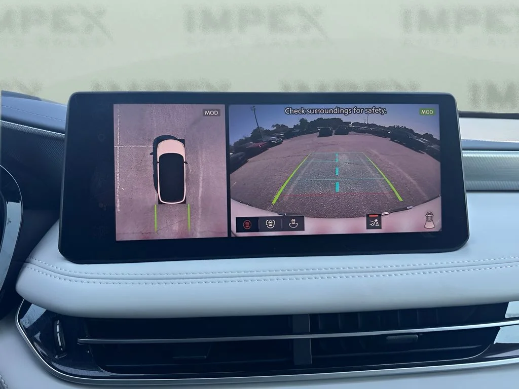 Used 2026 White INFINITI LUXE image 19