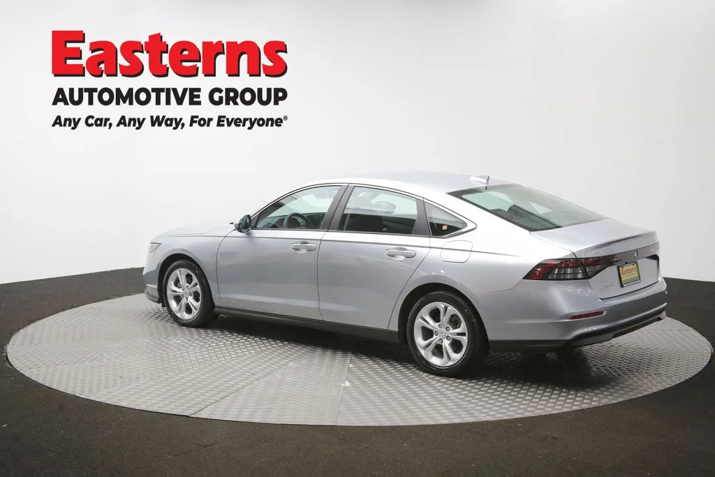 Used 2025 Silver Honda LX image 62
