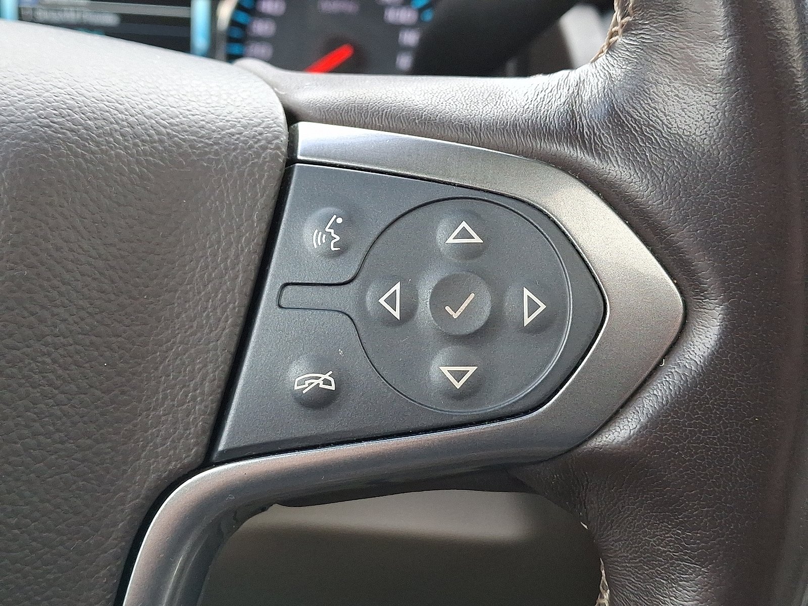 Used 2019 Black - GBA Chevrolet LT image 22