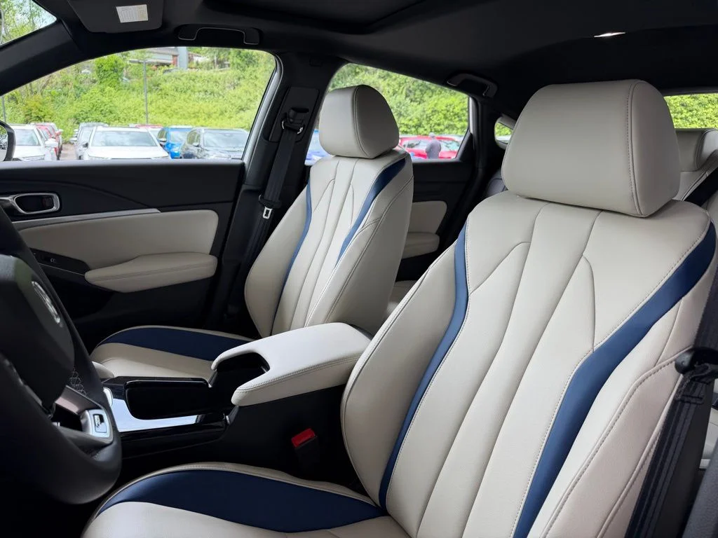 New 2026 Platinum White Pearl Acura with A-Spec Package image 13