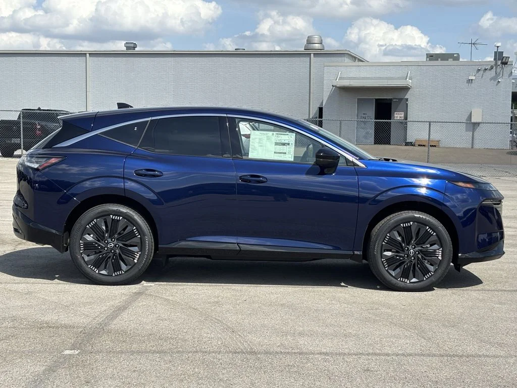 New 2026 Blue Nissan Platinum image 2