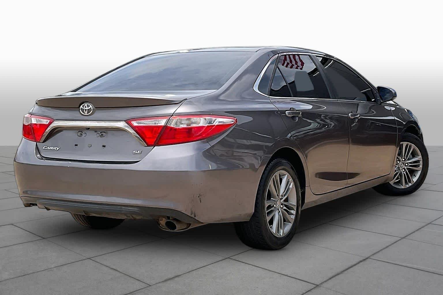 Used 2015 Predawn Gray Mica Toyota SE image 11