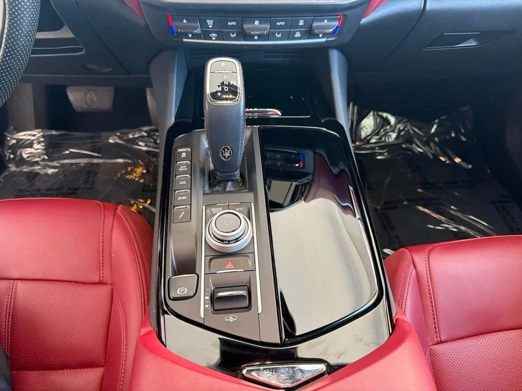 Used 2023 Bianco Maserati GT image 15