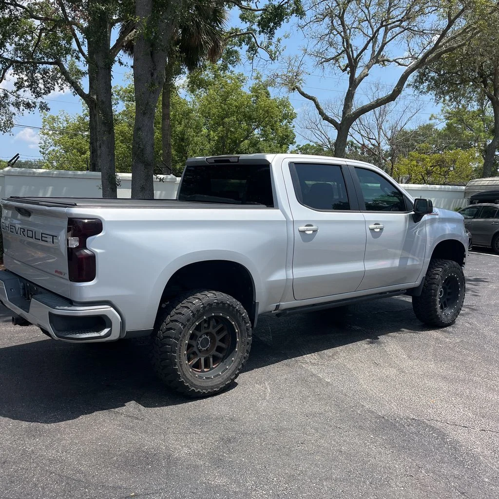 Used 2019 Silver Chevrolet RST image 5