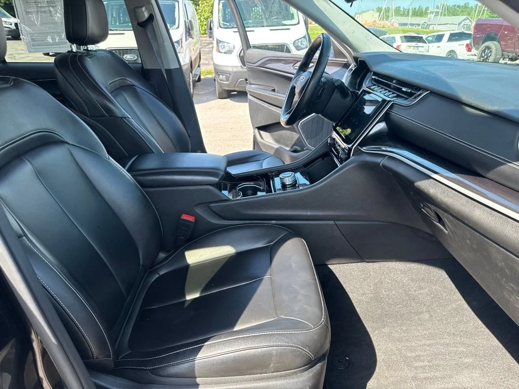 Certified Used 2021 Black Jeep Laredo image 36