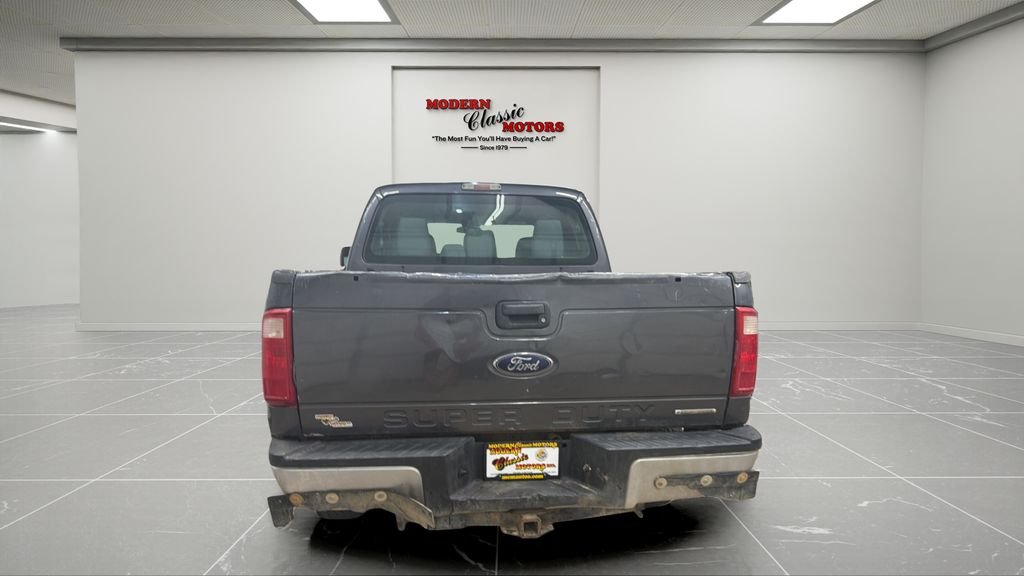 Used 2016 Gray Ford XLT image 6