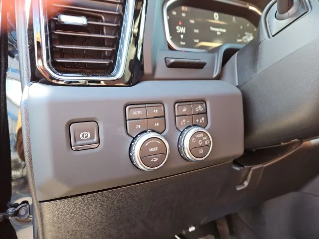 2026 GMC Sierra 3500HD Denali Ultimate - Photo 35