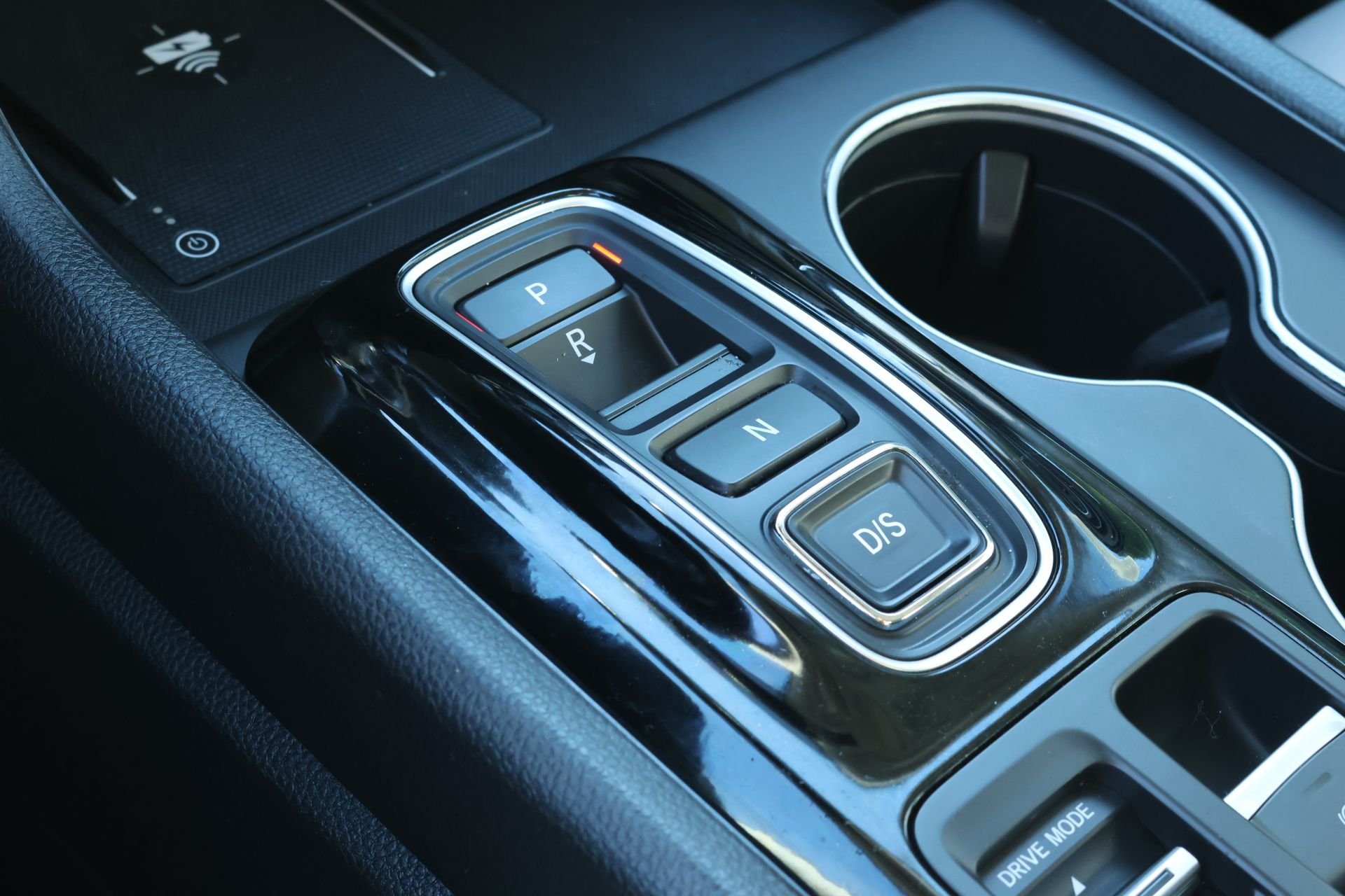 Used 2025  Honda Touring image 13