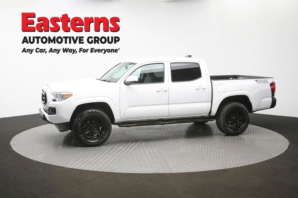 Used 2021 White Toyota SR image 58