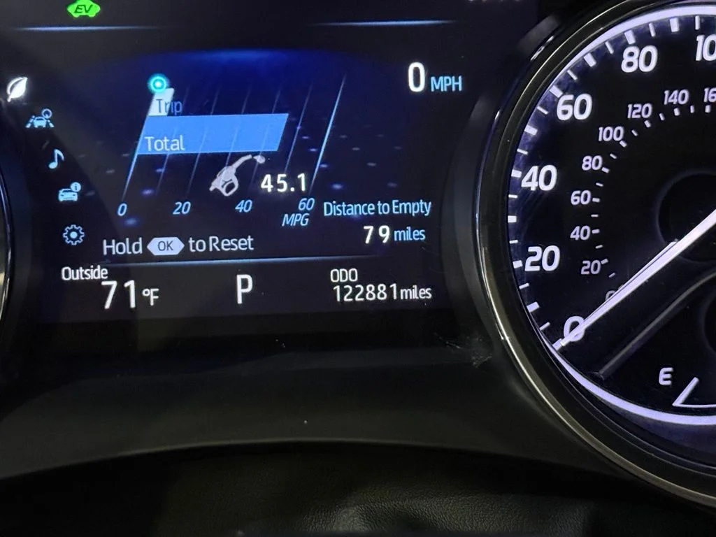 Used 2020 Celestial Silver Metallic Toyota XLE image 36