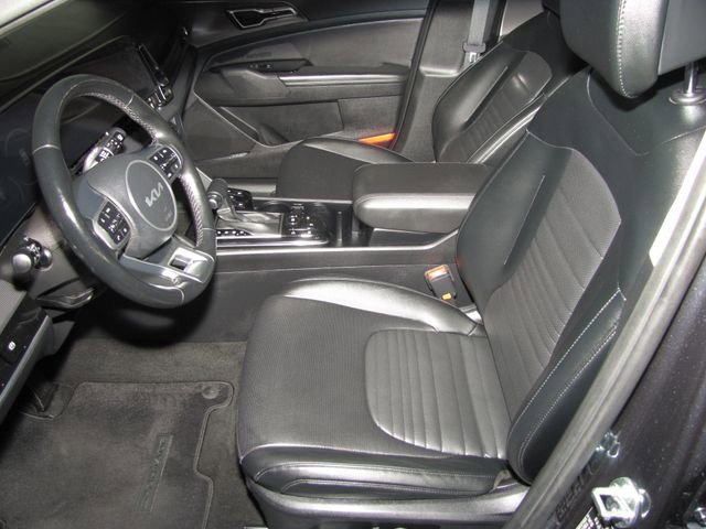 Used 2024 Gravity Gray Kia SX-Prestige image 10