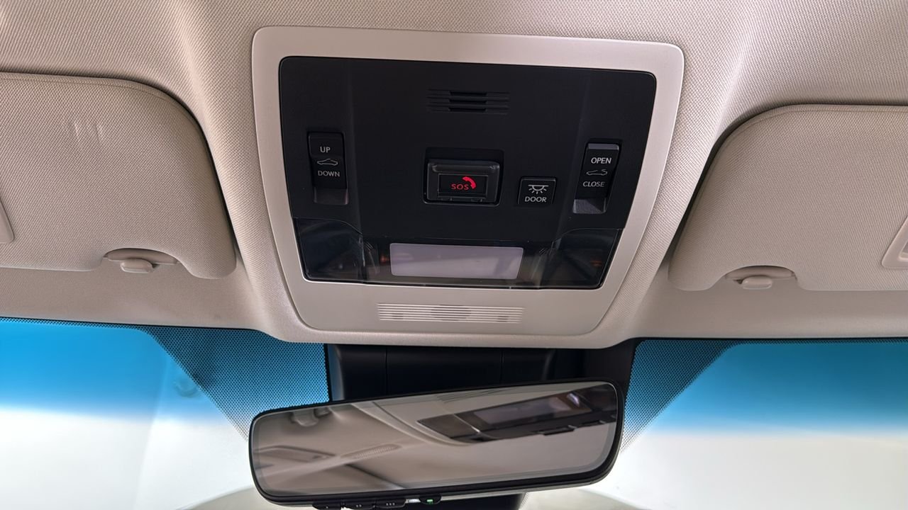 Used 2020 Beige Lexus 350 image 11