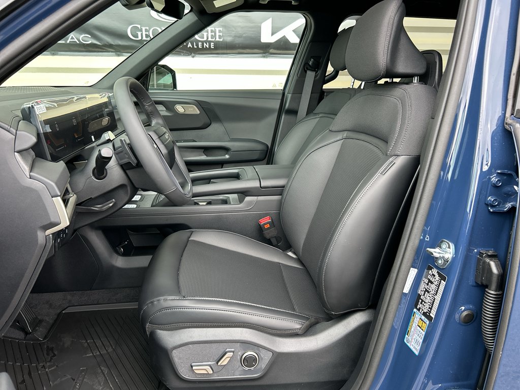 New 2027 Midnight Lake Blue Kia S image 11