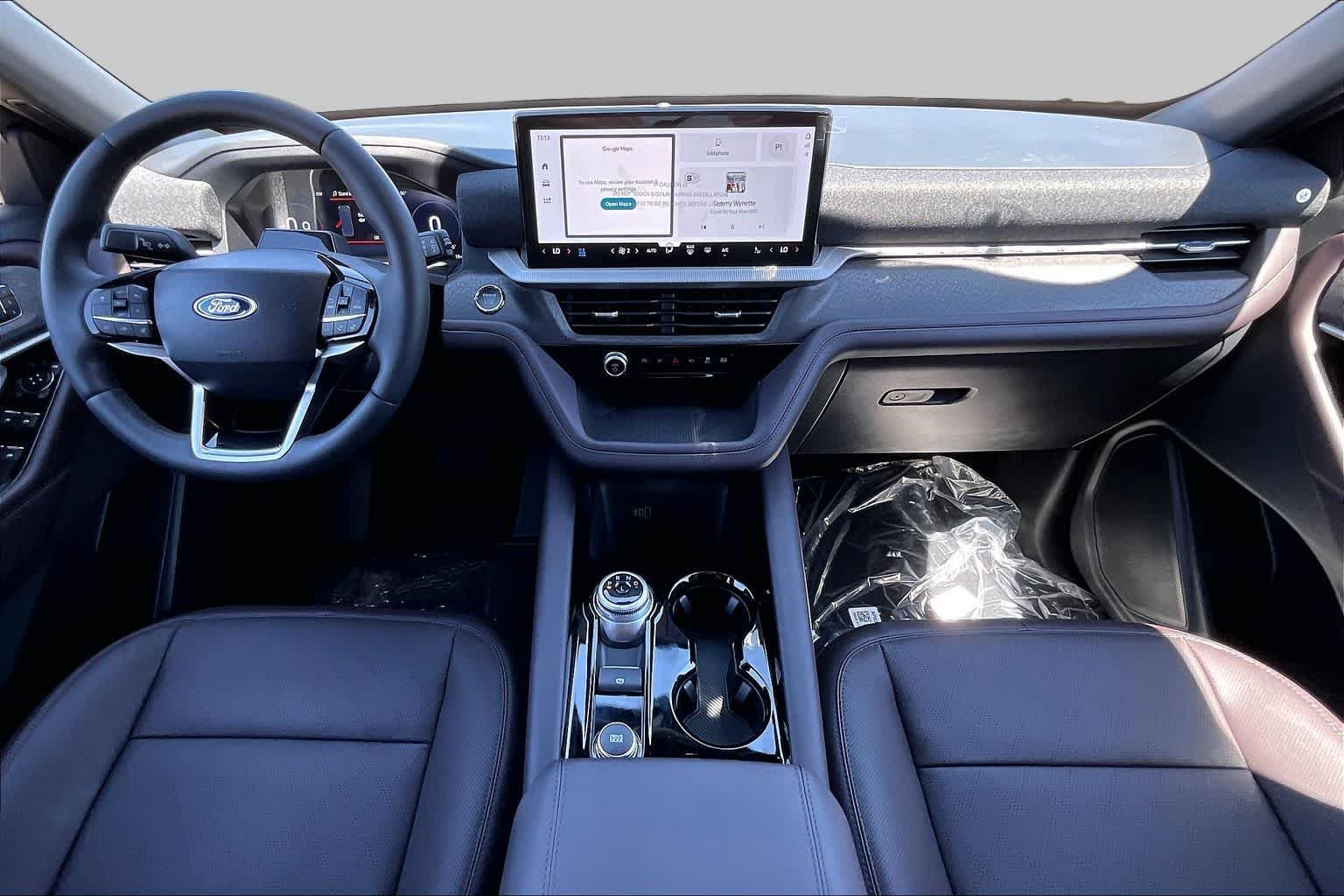 New 2026 Carbonized Gray Metallic Ford Platinum™ image 5